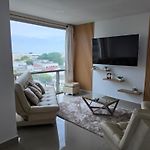 Luxury 3Br 2Ba Penthouse Close To Airport-Beach-Rooftop Pool