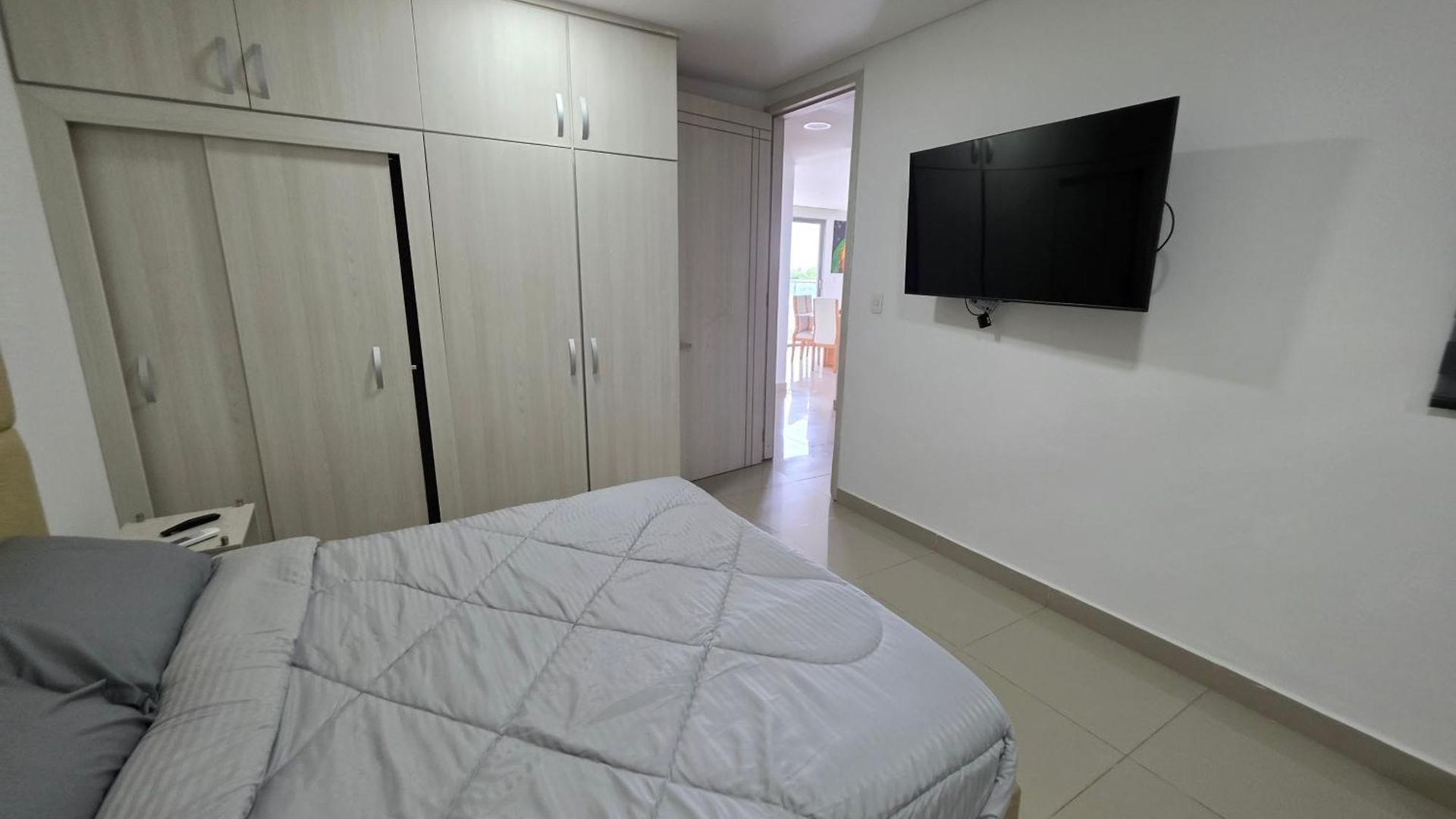 Luxury 3br 2ba Penthouse Close To Airport-beach-rooftop Pool Apartamento