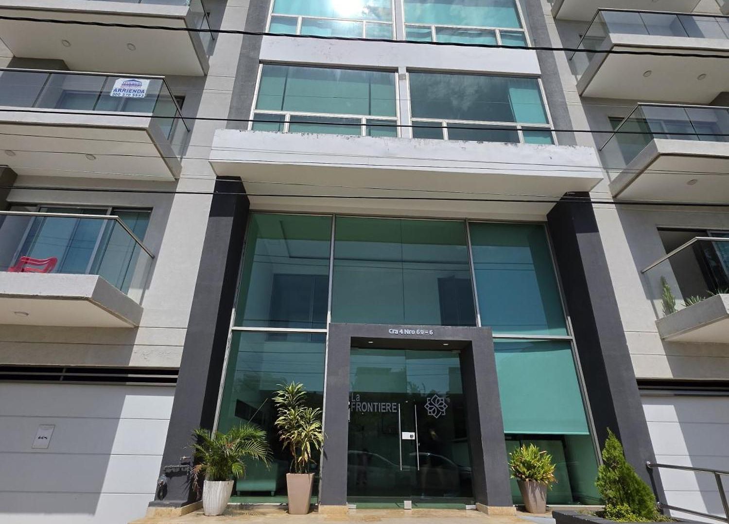 Luxury 3br 2ba Penthouse Close To Airport-beach-rooftop Pool Apartamento *
