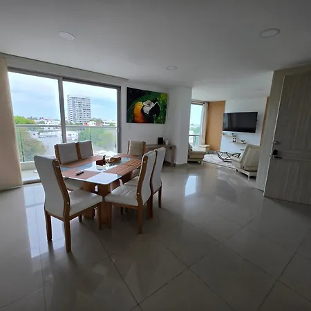 Luxury 3br 2ba Penthouse Close To Airport-beach-rooftop Pool * Cartagena