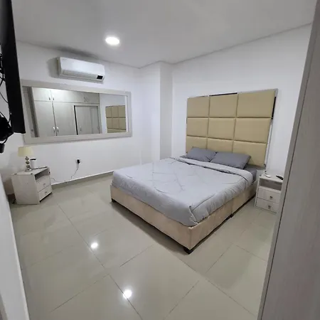 Apartamento Luxury 3br 2ba Penthouse Close To Airport-beach-rooftop Pool